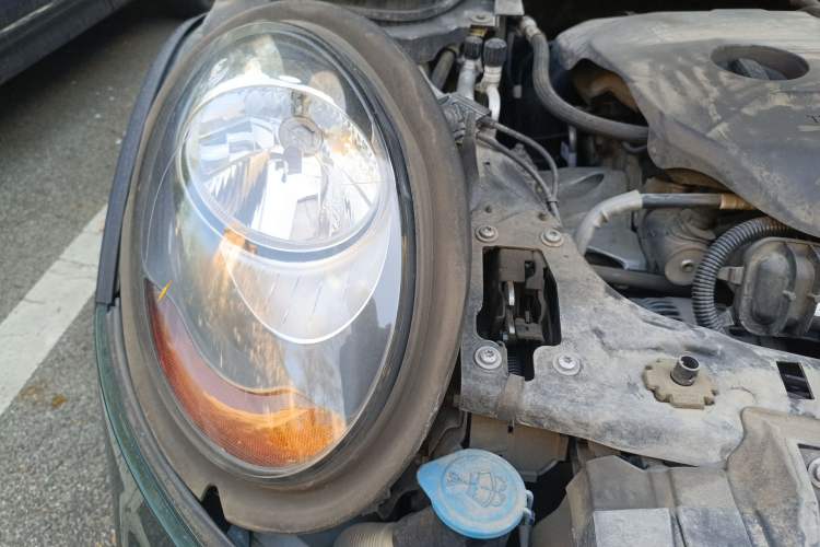 Used MINI 2016 1.5T COOPER Five-Door Edition Right Front Headlight