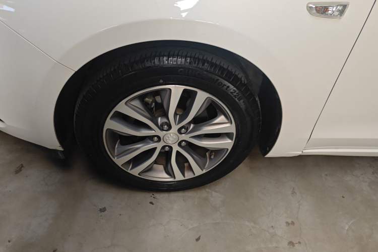 Used Buick GT 2018 18T Automatic Elite Model
