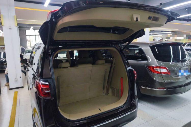 Used Buick GL8 2021 ES Landtrek 653T Luxury Model