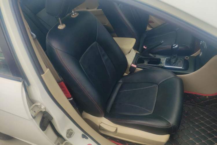 Used Bestune B50 2013 1.6L manual luxury version