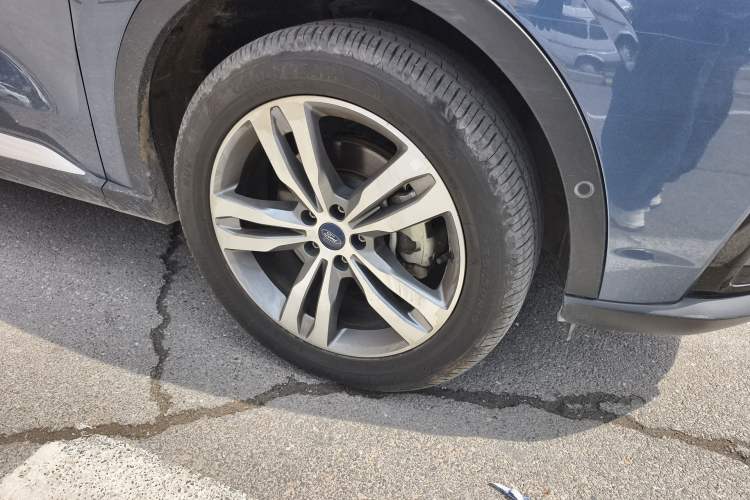 Used Ford Equator Sport 2022 EcoBoost 170 Premier PLUS Trim Right Front Wheel Hub