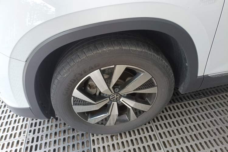 Used Volkswagen Tayron 2021 330TSI Two-Wheel-Drive 3rd Anniversary Limited Edition