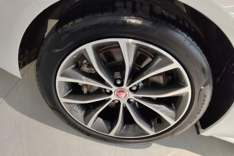 Used Jaguar XFL 2022 XFL 2.0T P250 Two-Wheel-Drive Elite Sport Edition
