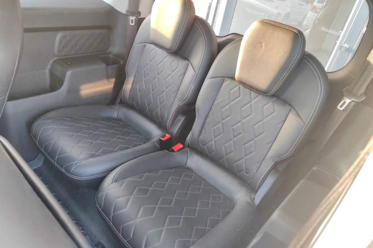 Used Baojun KiWi EV 2023 Smart Trend Edition Ternary Lithium Left Rear Seat