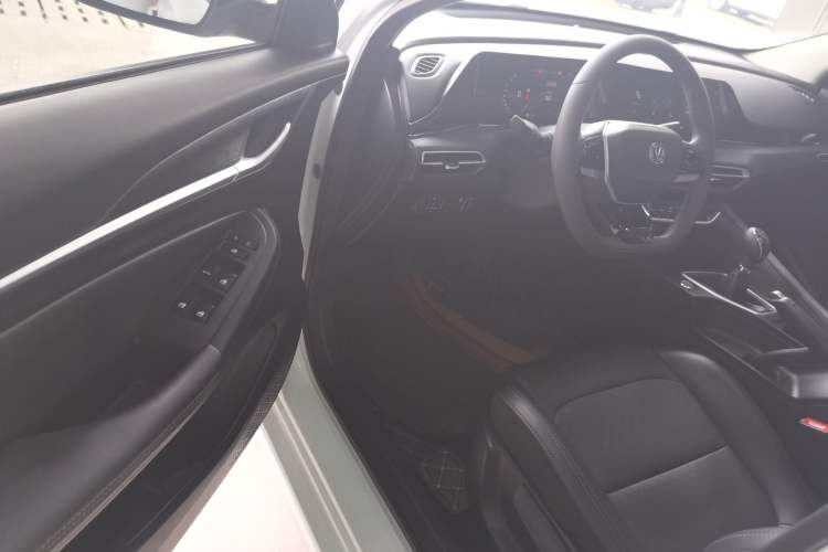 Used Changan Eado 2022 PLUS 1.6L GDI Manual Luxury Model