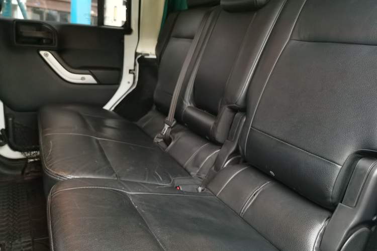 Used Jeep Wrangler 2015 2.8TD Sahara Four-Door Comfort Edition