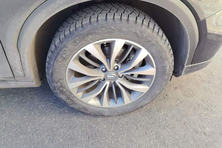 Used GAC Trumpchi GS8 2017 320T Two-Wheel Drive Luxury Smart Connectivity Version (7 Seats) Right Front Wheel Hub