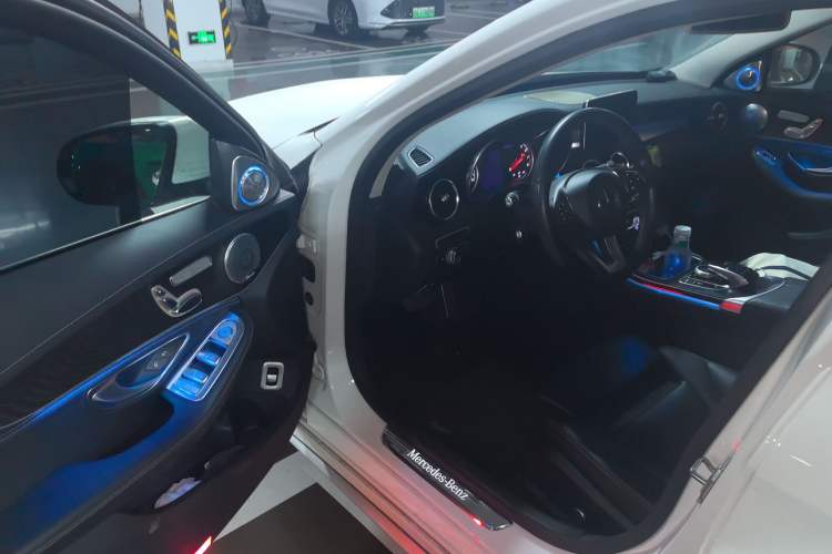 Used Mercedes-Benz C-Class 2017 Restyled C 200 Sport Edition