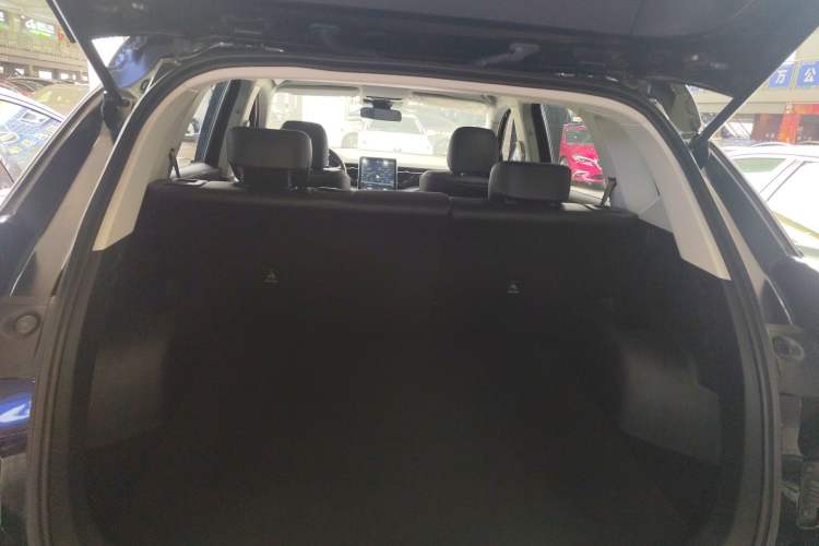 Used Bestune T90 2023 1.5T DCT Automatic Luxury Edition Trunk