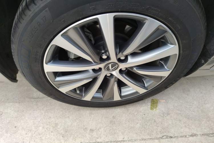 Used Lexus ES 2020 200 Excellence Edition