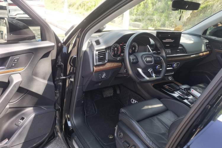Used Audi Q5L 2022 40T Fashionable and Dynamic Model