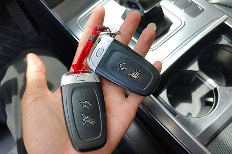 Used Hongqi H5 2020 1.8T Automatic Smart Connect Flagship Edition