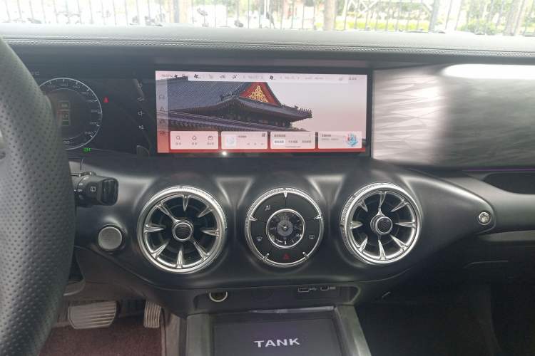 Used Tank 300 2021 Off-Road Edition 2.0T Challenger Audio And AC Panel