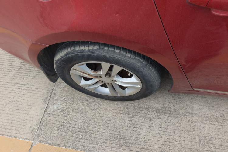 Used Chevrolet Cruze 2015 1.5L Classic SE AT Right Rear Wheel Hub