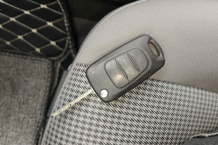 Used Hyundai Celesta 2011 1.6L Manual Comfort Edition