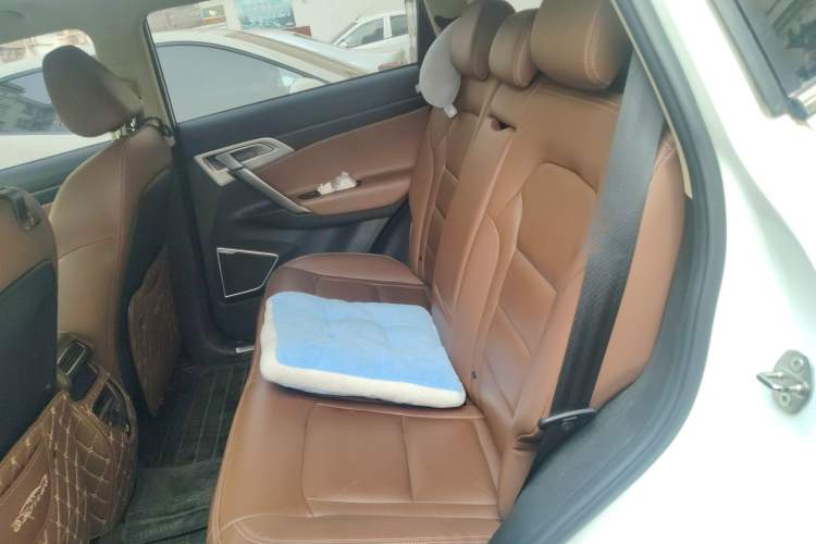 Used Geely Auto Emgrand X7 Sport 2016 1.8TD Automatic ZhiZun Version