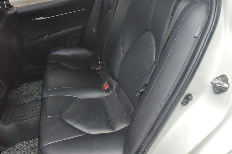 Used Toyota Camry 2019 2.0G Luxury Edition China VI Standard
