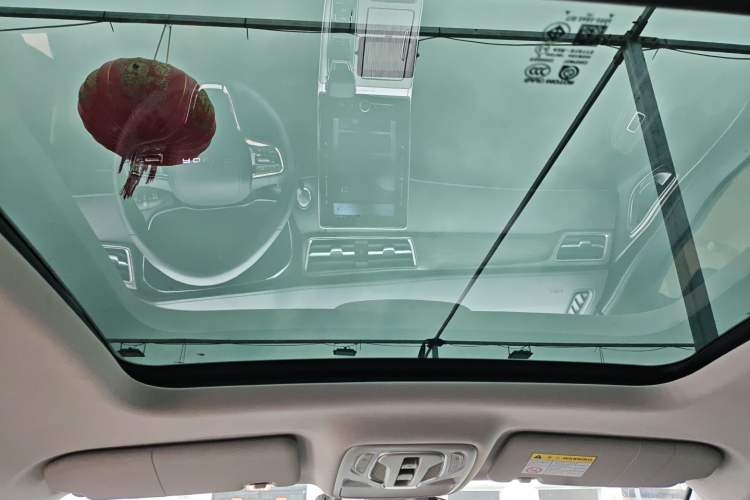 Used Roewe RX5 2023 PLUS 330TGI Automatic Trendsetting Smart Edition