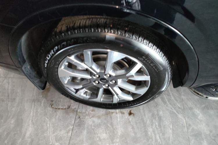 Used Ford Edge 2023 Ford Explorer L 2.0T EcoBoost Four-Wheel Drive 7-Seater Supreme Model
