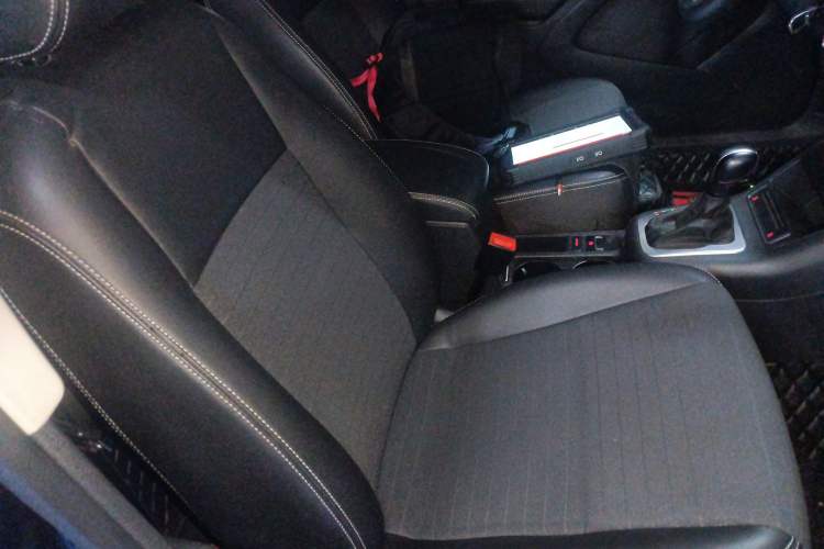 Used Volkswagen Tiguan L 2017 300TSI Automatic Two-Wheel Drive Silk Road Luxury Edition
