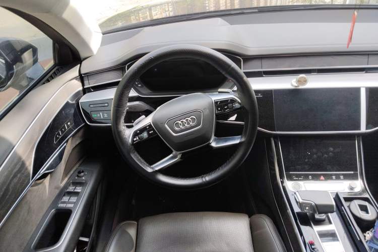 Used Audi A8 2022 A8L 50 TFSI quattro Comfort Edition Collector's Model Steering Wheel
