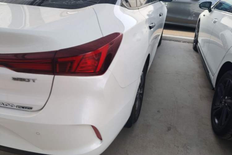 Used CHANGAN Eado 2022 PLUS Blue Whale NE 1.4T GDI DCT Prestige Edition Right Rear Taillight