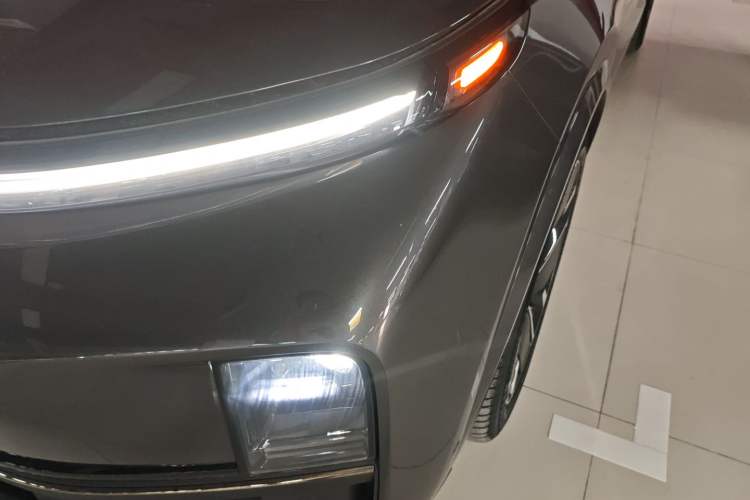 Used Li Auto L8 2025 Max Smart Refresh Edition Left Front Headlight