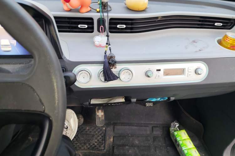 Used Wuling Hongguang MINIEV 2021 Macaron Premium Model – Lithium Iron Phosphate