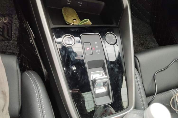 Used Audi A3 2024 A3L Limousine 35 TFSI Fashion Sport Model Gear Lever