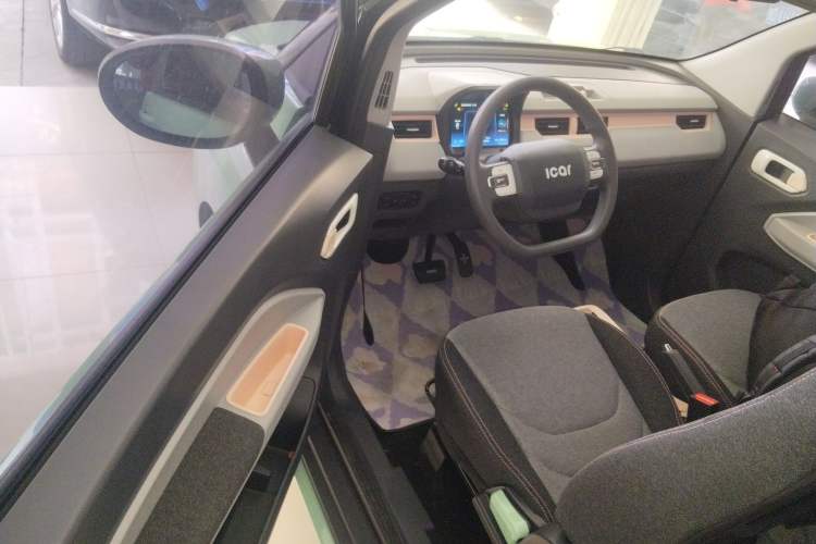 Used Chery New Energy QQ Ice Cream 2022 170km Sundae Phosphate Lithium-Ion