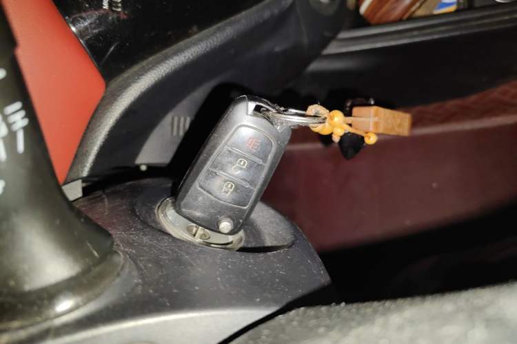 Used Haval H1 2015 1.5L AMT Luxury Model Vehicle Key