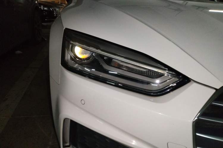 Used Audi A5 2017 Coupe 40 TFSI Fashion Model