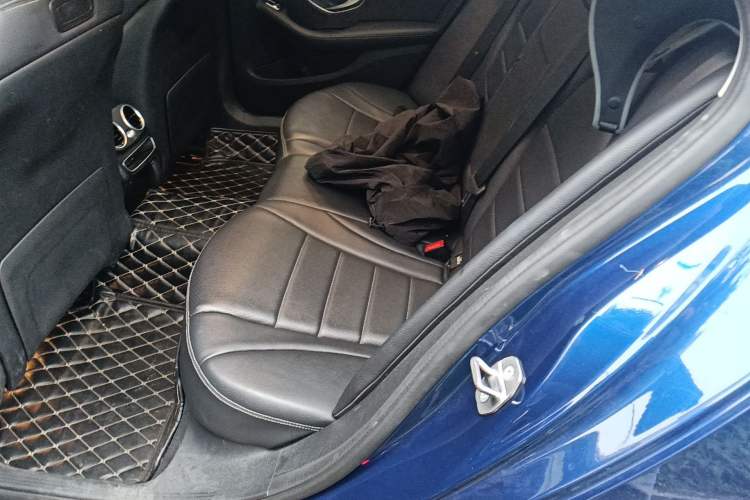 Used Mercedes-Benz C-Class 2019 C 260 L Sport Edition Left Rear Seat