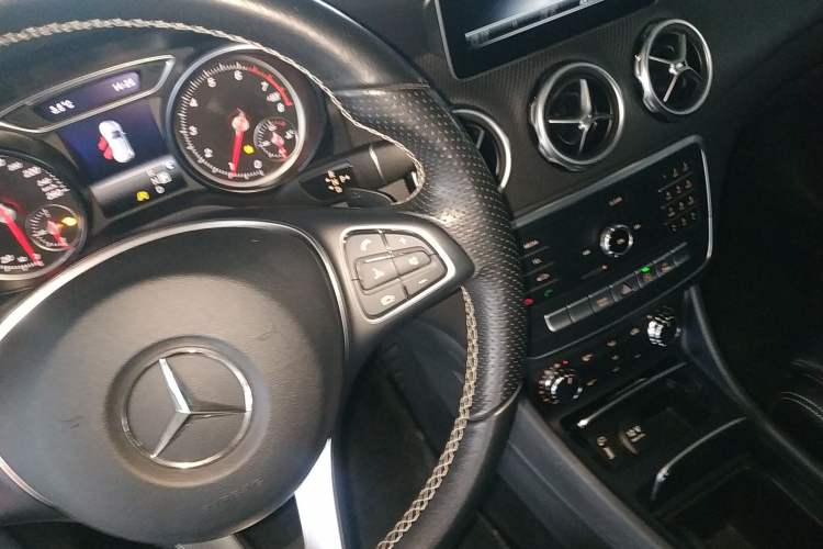 Used Mercedes-Benz GLA 2018 GLA 200 Sport Edition
