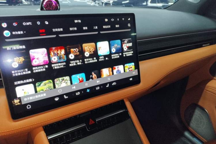 Used Hima AITO M7 2024 1.5T Intelligent Driving 4WD Ultra Version 6 Seats Audio And AC Panel