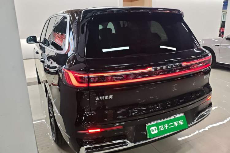 Used Geely Galaxy M9 2025 Model 230km Two-Wheel-Drive Exploration Edition Exterior 2