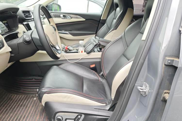 Used Lynk & Co 02 2018 1.5T DCT Two-Wheel Drive Zhaopu Version China V Standard
