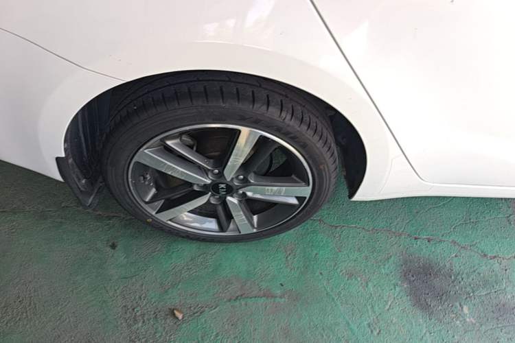 Used Kia K3 2017 1.6L Automatic 15th Anniversary Special Edition GLS
