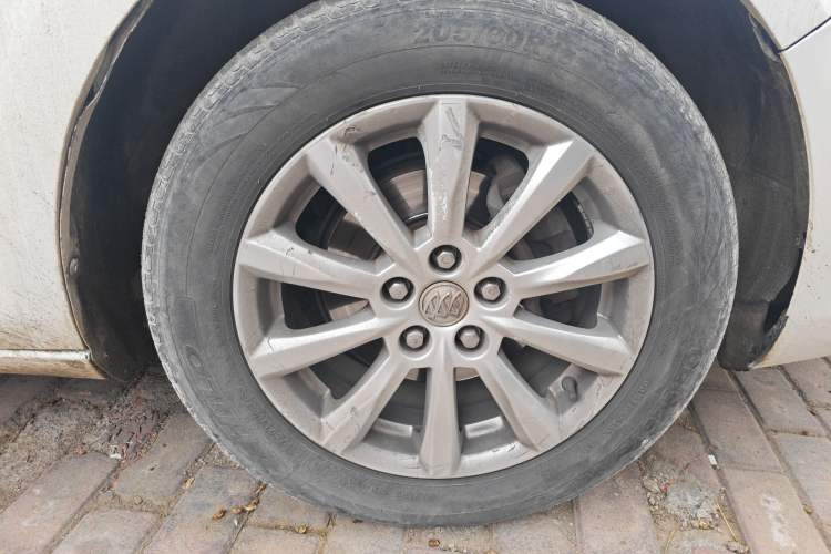 Used Buick GT 2012 GT 1.6L Automatic Fashion Edition