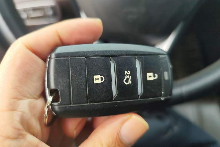 Used Changan Raeton CC 2018 1.5T Manual Elegant Starry Edition China V Standard
