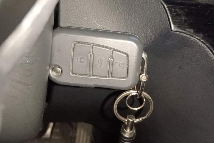 Used Audi Q3 2016 35 TFSI Fashion Model Vehicle Key