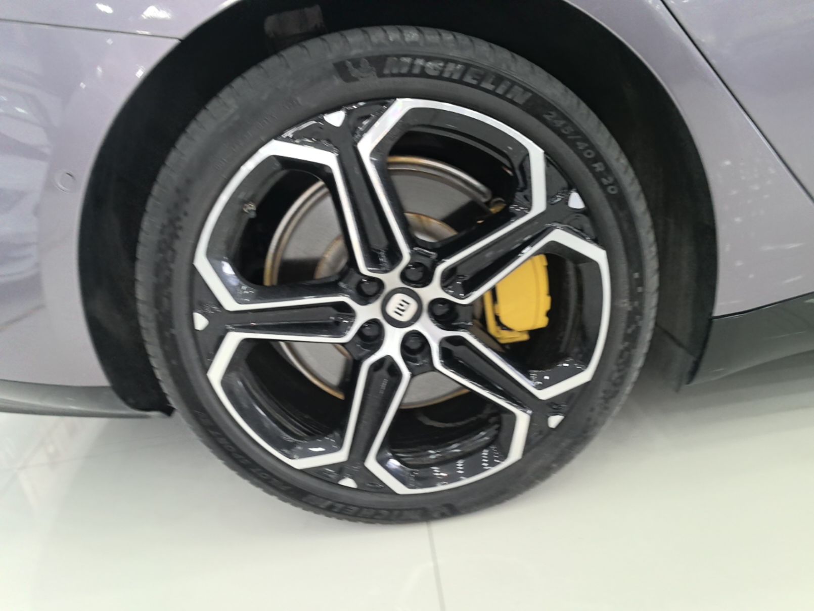 Xiaomi Auto SU7 2024 Rear-Drive Long-Range Intelligent Driving Version — снимка 11