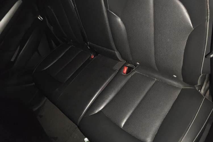 Used Roewe RX5 2016 20T Two-Wheel Drive Automatic Flagship Edition
