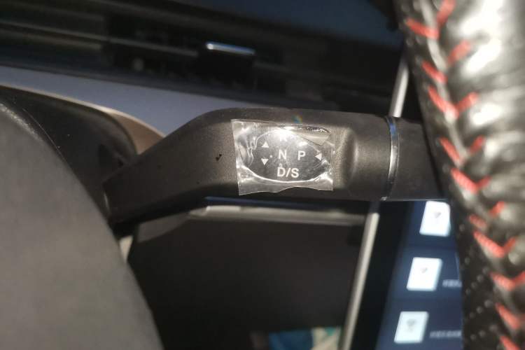 Used NETA V 2021 Long-Range Entertainment Edition Upgrade Model