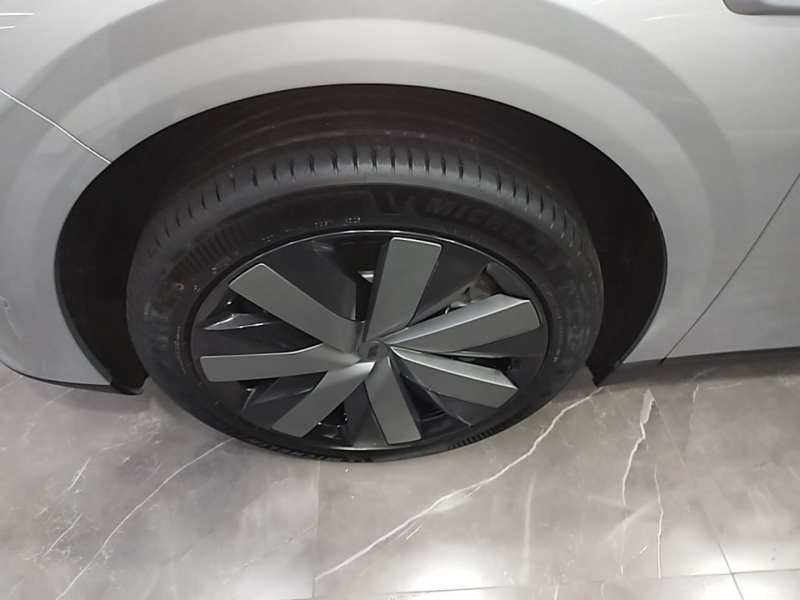 Used Li Auto i6 2025 Model Four-Wheel-Drive Standard Type — 22