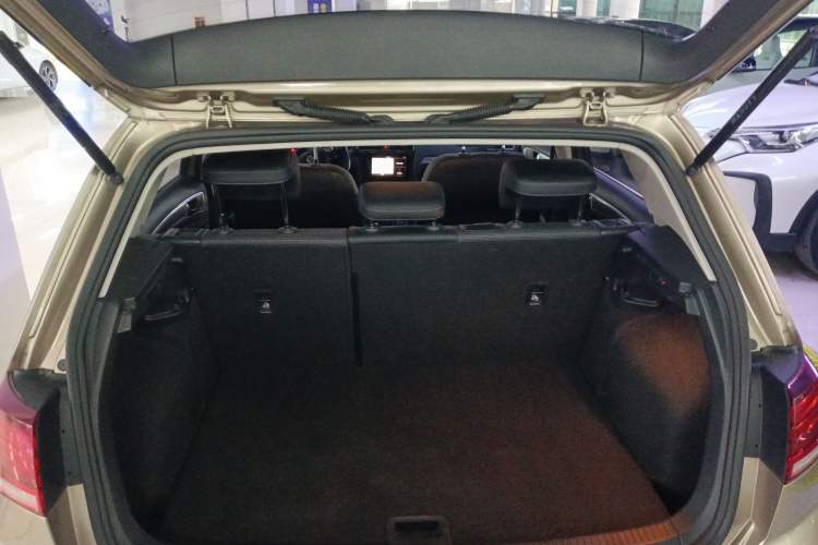 Used Volkswagen Golf 2020 Zhiai Edition 280TSI DSG Comfort Model