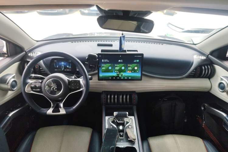 Used BYD Yuan PLUS 2022 510 km Flagship Version Center Console