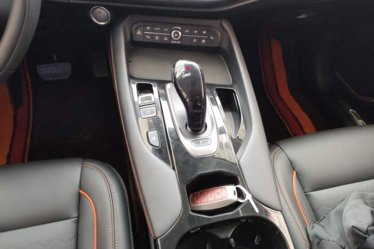 Used Haval F7 2021 1.5T Two-Wheel Drive i-Trend Gear Lever