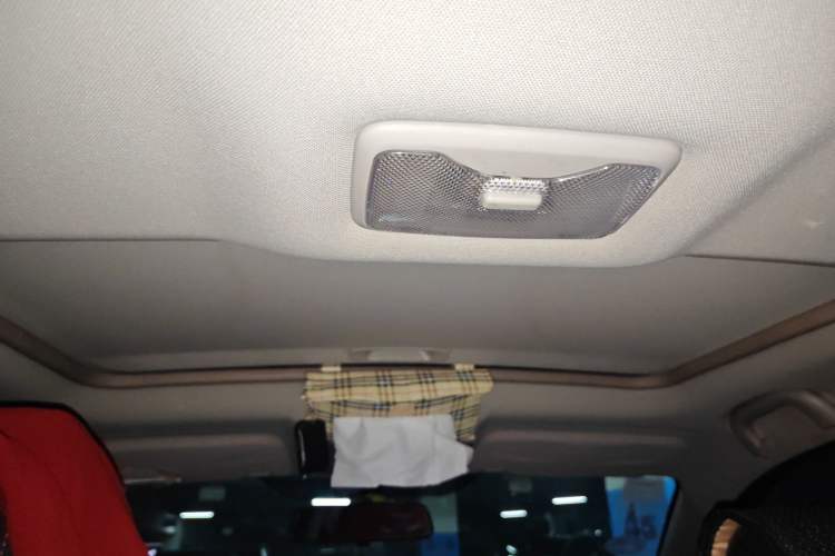 Used CHANGAN CS35 2015 1.6L Automatic Luxury Model China IV Standard
