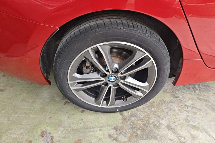 Used BMW 1 Series 2017 118i Sport Edition Right Rear Wheel Hub